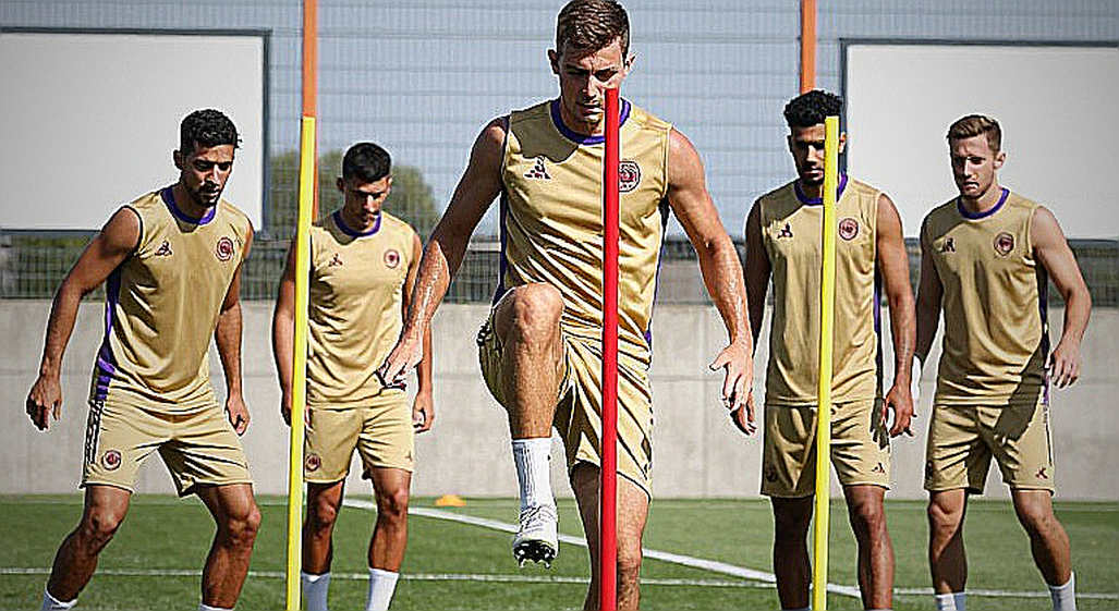 26 năm sau khi từ chối chiêu mộ, River Plate tri ân Lionel Messi: Từ sai lầm lịch sử đến di sản bóng đá