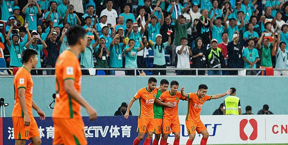 Gtech, đêm thứ Sáu: Brentford, những quả bóng chết và đôi chân chưa kịp lành