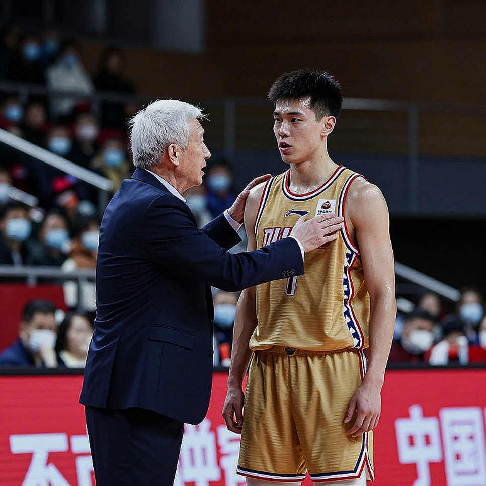 Wade Baldwin và pháo đài Fenerbahçe: Ba trận sân nhà mở màn và những gì dữ liệu không nói