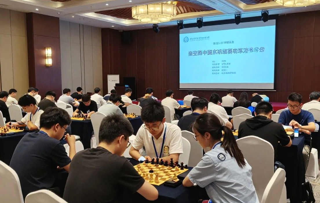 Bodhana Sivanandan, 11 tuổi, ghi 6/7 điểm và đạt performance 2504 ở bàn 1 Olympiad cờ vua Samarkand 2026