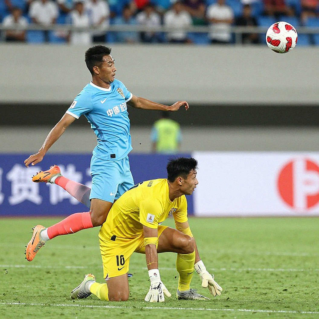 V.League 2026/25: Khi VAR và thể lực định hình cuộc đua vô địch