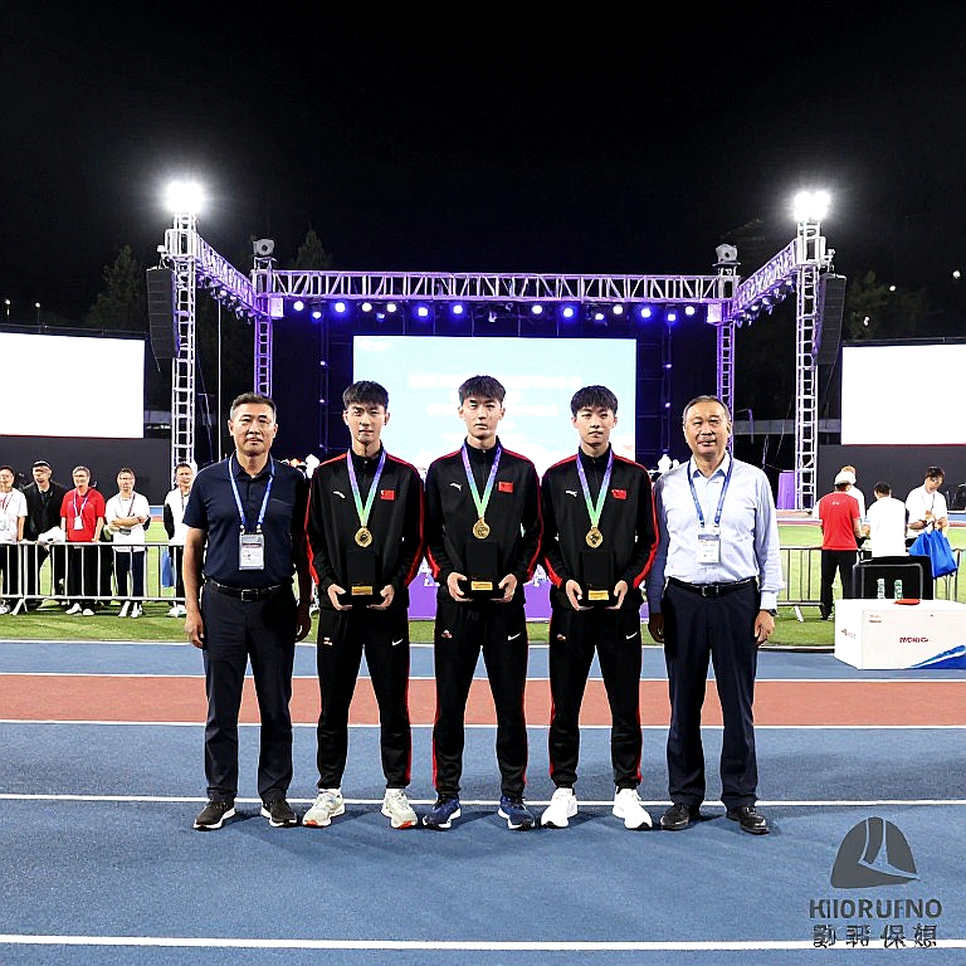 Amy Hunt gặt hái 22.16 giây ở cự ly 200m Diamond League Final, gần kỷ lục cá nhân và chuẩn bị cho 100m với Sha'Carri Richardson Amy Hunt gặt hái 22.16 giây ở cự ly 200m Diamond League Final, gần kỷ lục cá nhân và chuẩn bị cho 100m với Sha'Carri Richardson