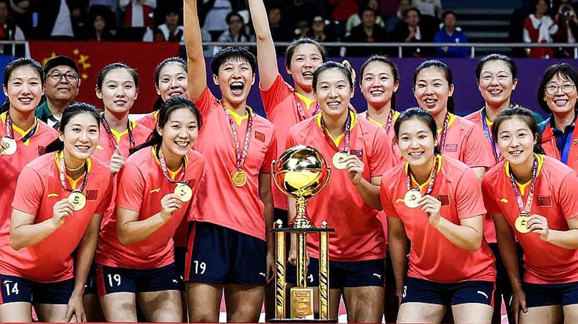 Sau ngôi vô địch ASEAN, V.League vẫn chờ một thói quen